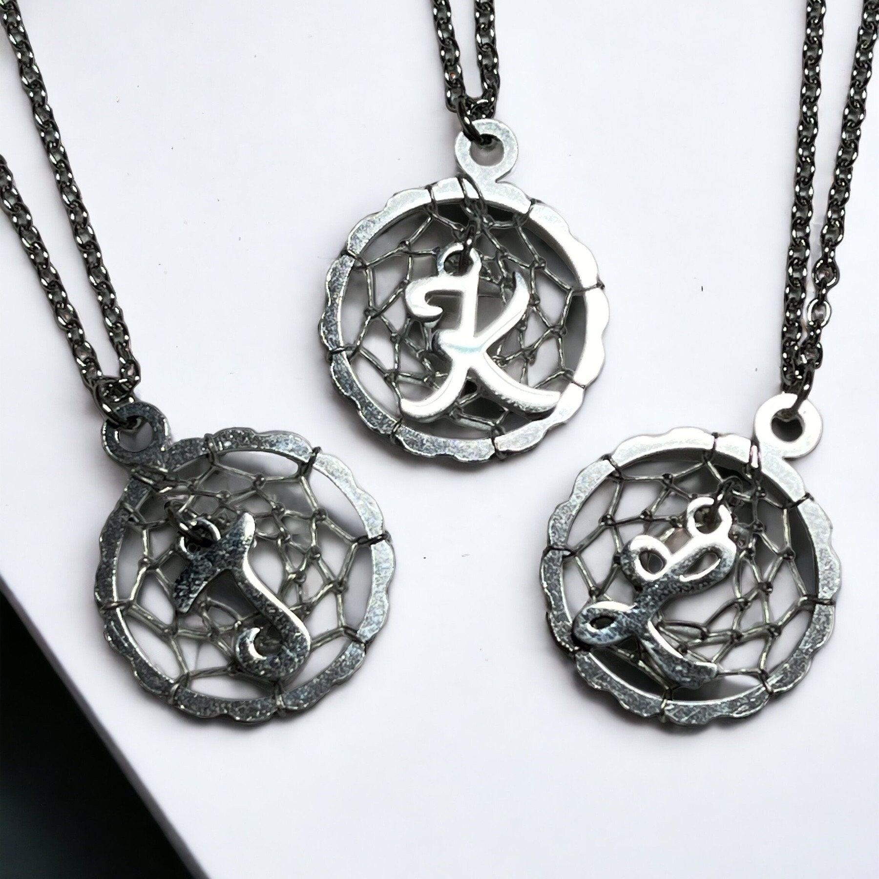 Traumfänger Edelstahl Halskette Mit Initiale Traumfänger Edelstahl Halskette Mit Initiale von DerekAshleyDesigns