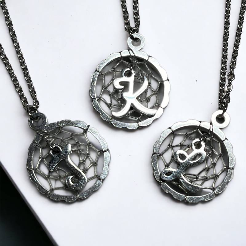 Traumfänger Edelstahl Halskette Mit Initiale Traumfänger Edelstahl Halskette Mit Initiale von DerekAshleyDesigns