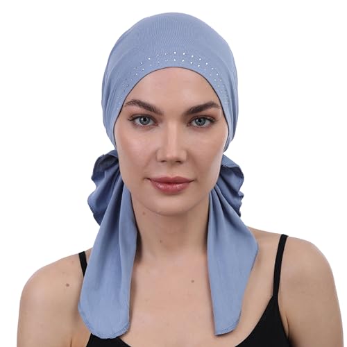 Deresina Vorgebundenes Bandana (Juwelenbesetztes Carolina-Blau) von Deresina Headwear