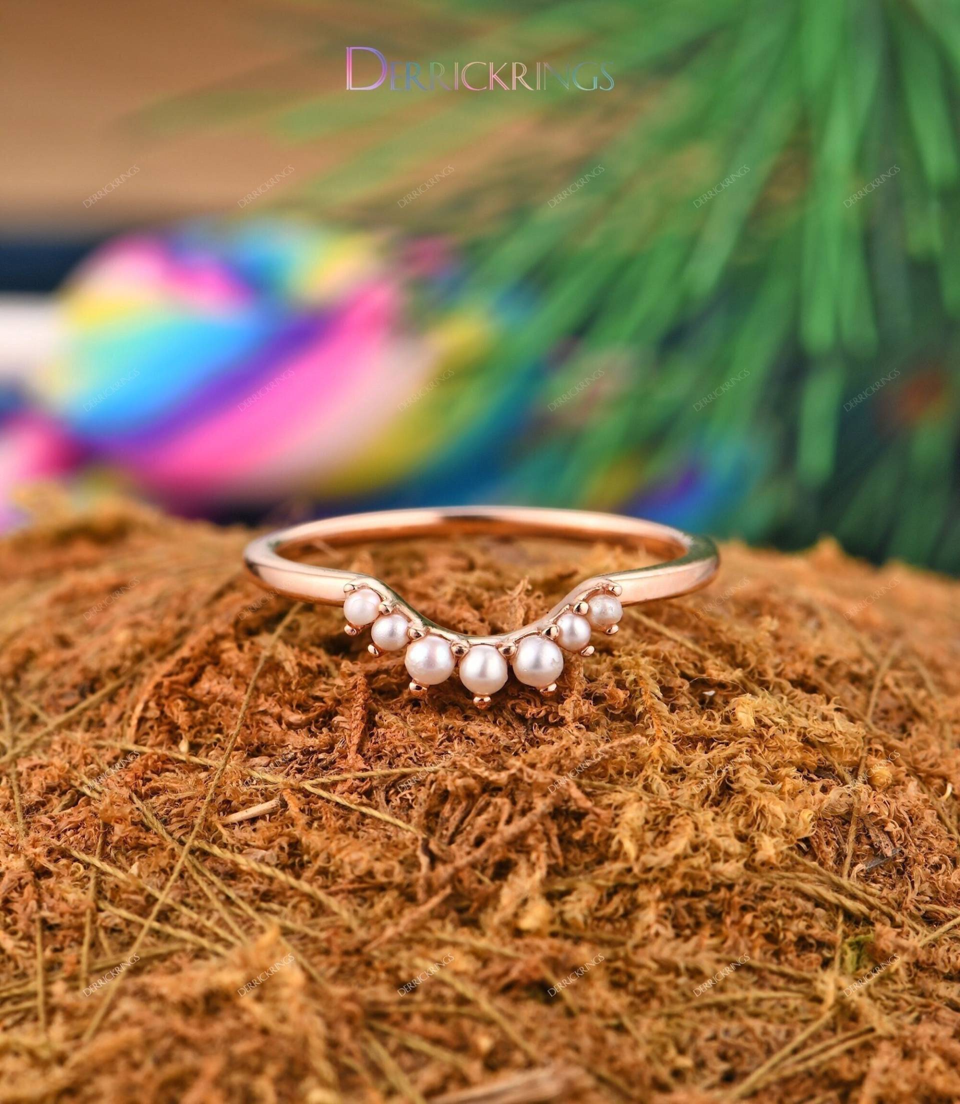Jahrestag Geschenkring, Natürlicher Weißer Perlen Ring, 14K Soid Gold Eleganter Frauen Feiner Schmuck, Einzigartiges Ehering, Versprechensring von DerrickRings