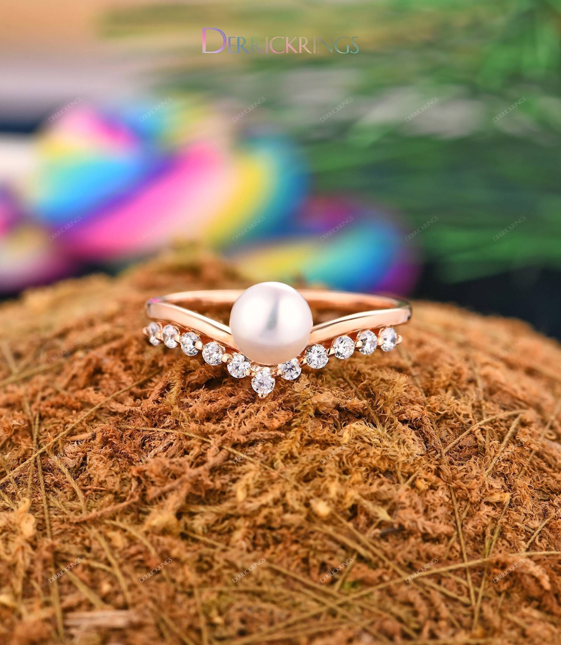 Jahrestag Geschenkring Für Frauen, Rundschliff 6mm Natur Weiße Perle Verlobungsring, 14K Massive Gold Ring, Versprechen Ehering, Retro Schmuck von DerrickRings