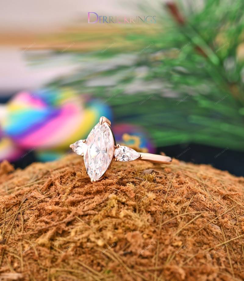 Personalisierter Ring Für Frauen, Marquise Cut 6x12mm Simulierter Diamant Ring, Moissanit 14K Roségold Versprechensring, Handgemachter Feinschmuck von DerrickRings