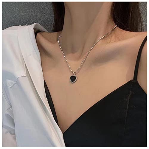 Dervivea Minimalistische Schwarze Herz Halskette Choker Onyx Herz Anhänger Halskette Natürliche Onyx Choker Halskette Liebe Herz Kragen Halskette Kettenschmuck Für Frauen Und Mädchen von Dervivea