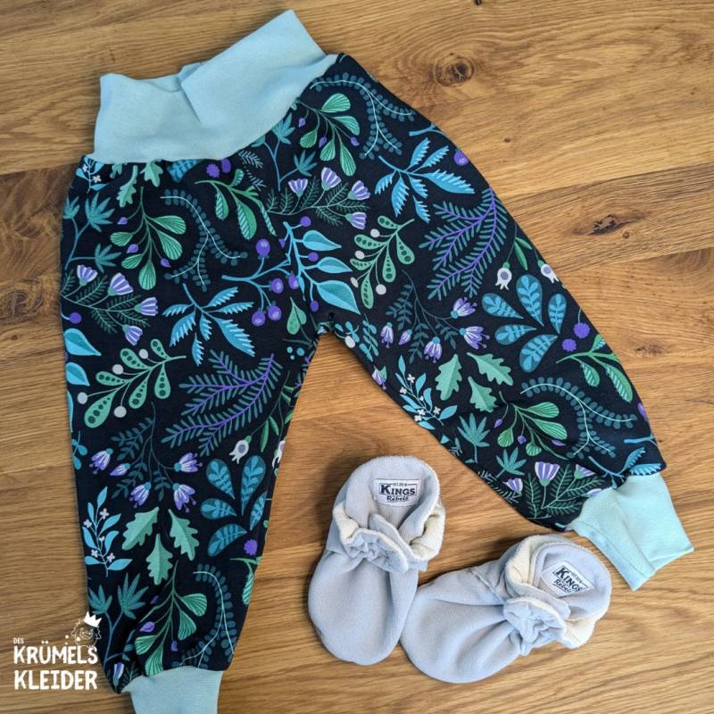 Pumphose "Botanical Herbs" Aus Bio Jersey-Hamburger Liebe Größe 74/80 von DesKruemelsKleider