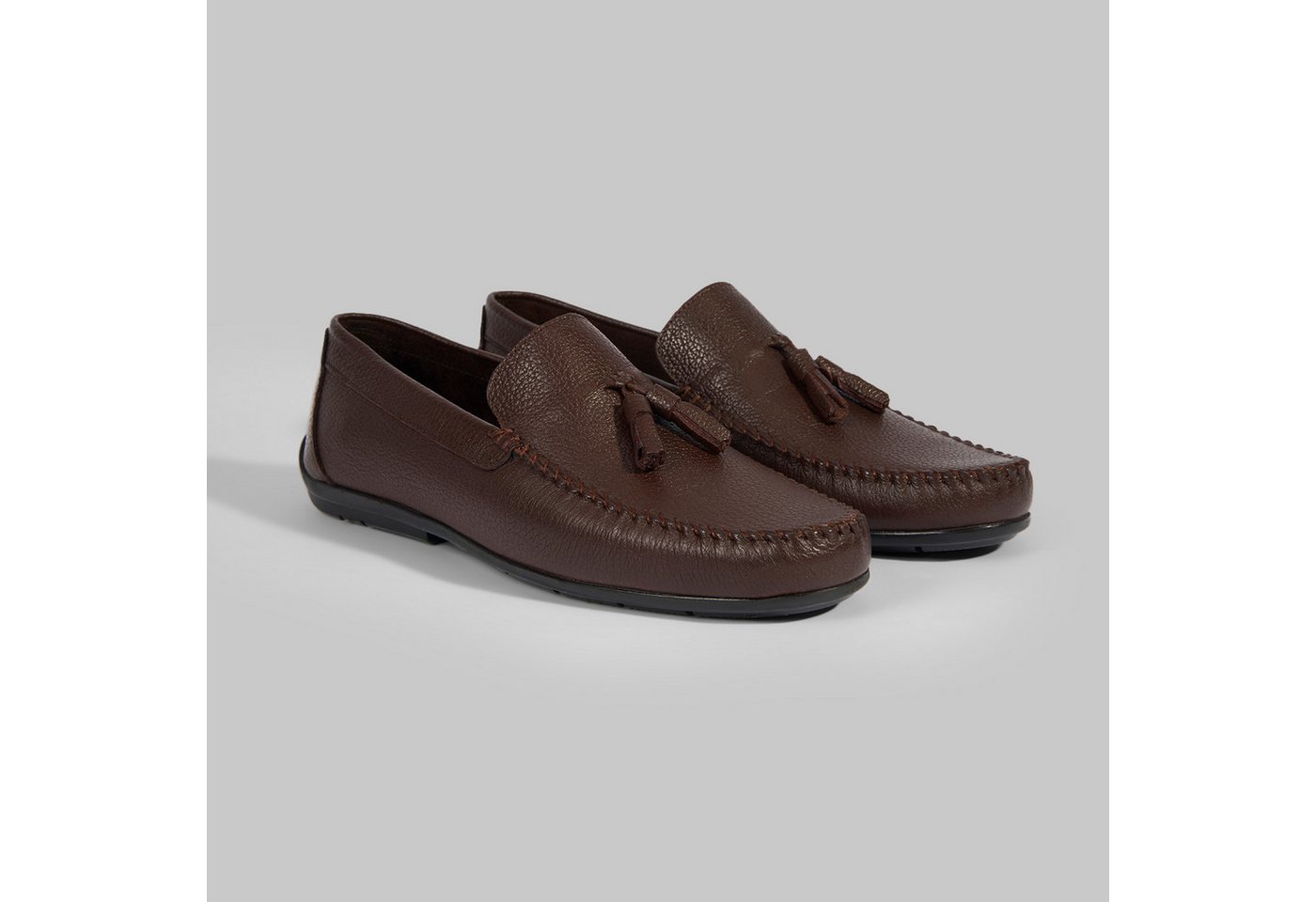 Desa Herren-Slipper – Obermaterial Leder, Textilfutter, flacher Absatz, oh Loafer von Desa