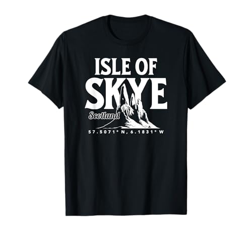 Isle of Skye Scotland Old Man of Storr Koordinaten T-Shirt Isle of Skye Scotland Old Man of Storr Koordinaten T-Shirt von Desert Merch Isle of Skye Scotland Shop