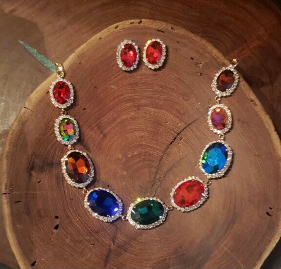 Multi Farbe Kristall Halskette Und Ohrringe Set von DesertRoseDesigns10