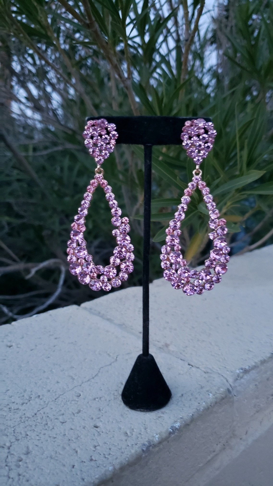 Rosa Große Creolen, Blush Rosa Ball Ohrringe, Hellrosa Strass Creolen Rosa Große Creolen, Blush Rosa Ball Ohrringe, Hellrosa Strass Creolen von DesertRoseDesigns10
