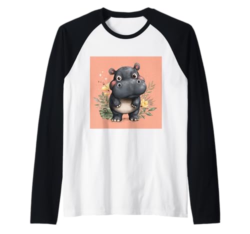 Niedliches Cartoon-Nilpferd im Chibi-Stil süßes Baby-Nilpfer Raglan von Design Hippopotamus cute theme