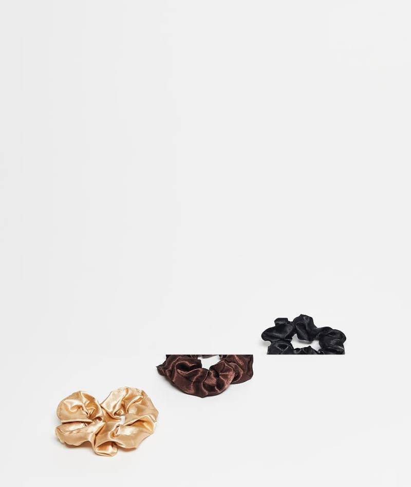 DesignB London - 3er-Pack Haar-Scrunchies aus Satin in kühlen, neutralen Farben DesignB London - 3er-Pack Haar-Scrunchies aus Satin in kühlen, neutralen Farben von DesignB London