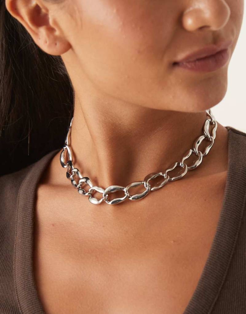 DesignB London - Breite Halskette in Silberoptik mit offenen Kettengliedern von DesignB London