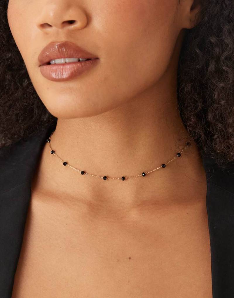 DesignB London - Goldfarbene Halskette mit schwarzen Steinen von DesignB London