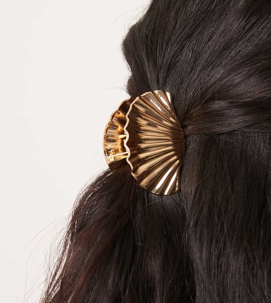 DesignB London - Haarklammer in Gold mit Muschelstruktur-Goldfarben DesignB London - Haarklammer in Gold mit Muschelstruktur-Goldfarben von DesignB London
