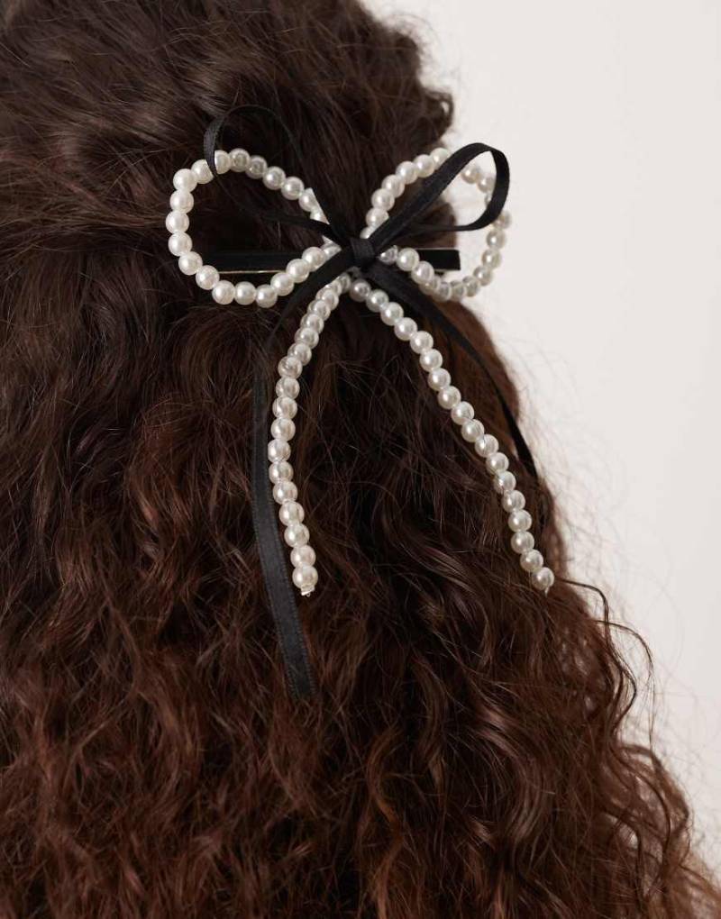 DesignB London - Haarschleife in Schwarz und mit Perlen von DesignB London