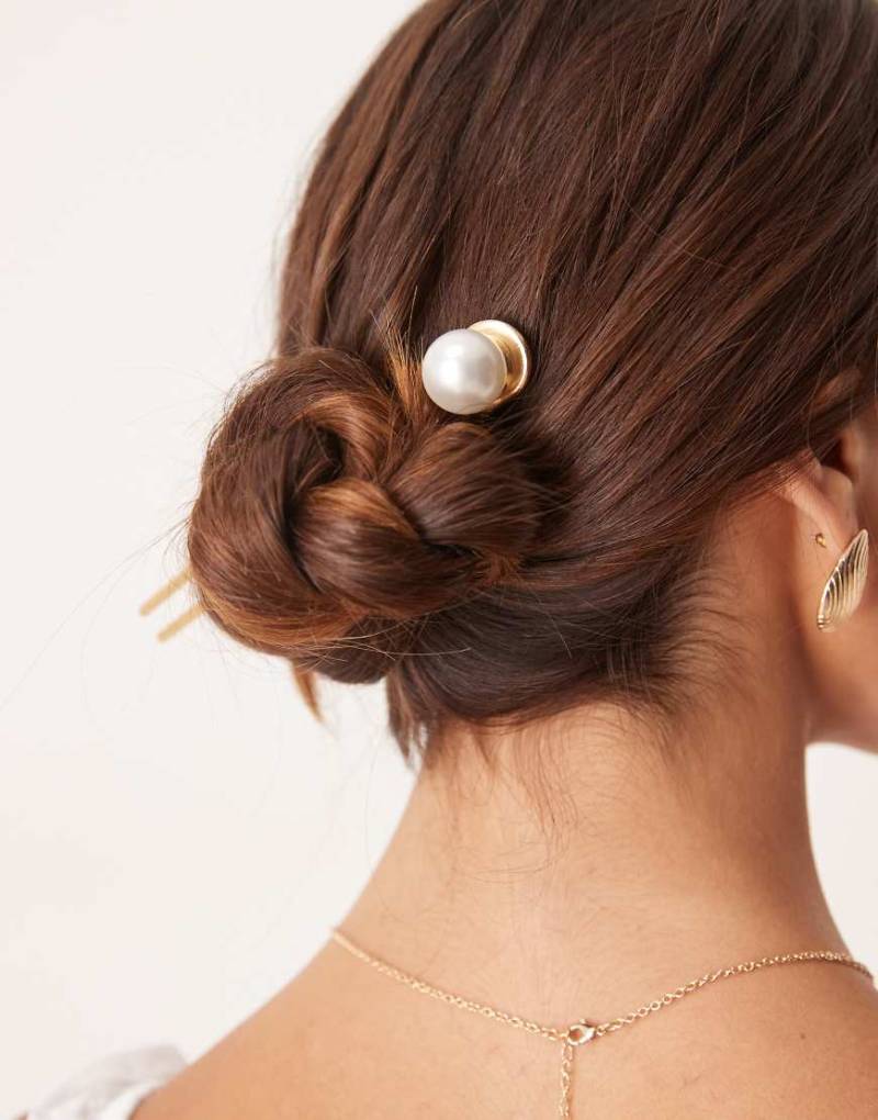 DesignB London - Klassische französische Haarnadel in Gold mit Perlendetail-Goldfarben von DesignB London