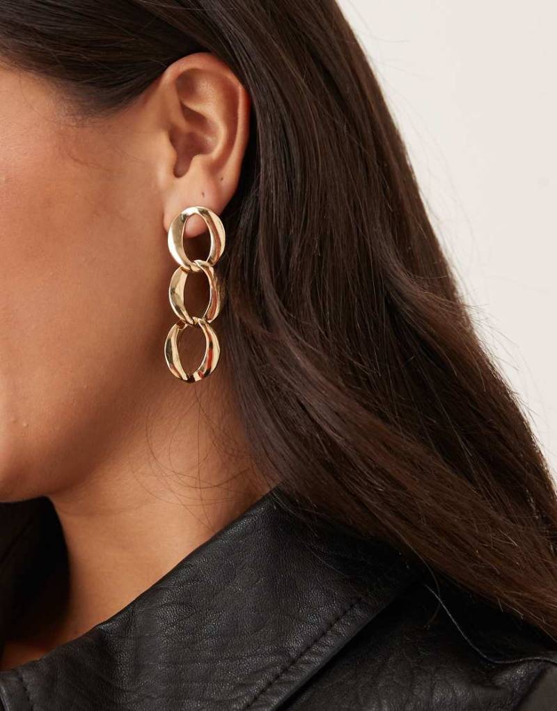 DesignB London - Ohrstecker in Goldoptik mit offenem Design-Goldfarben von DesignB London