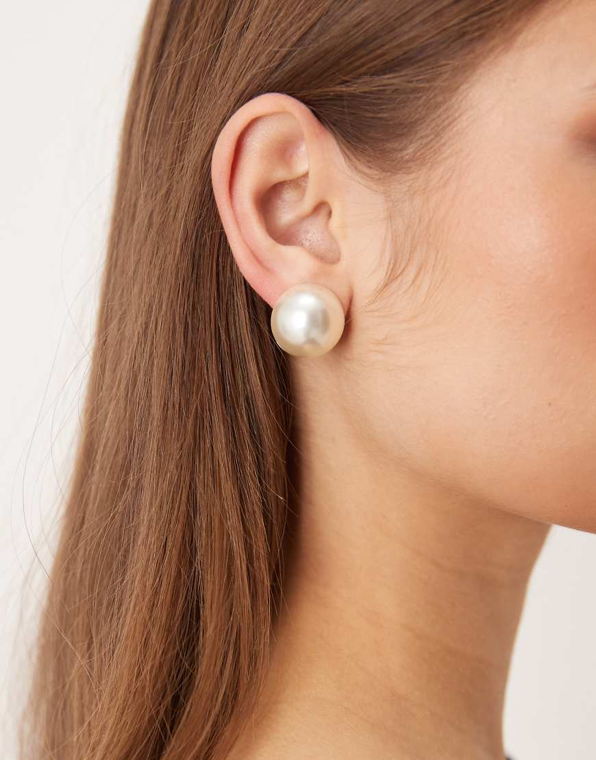 DesignB London - Perlenohrstecker-Weiß von DesignB London