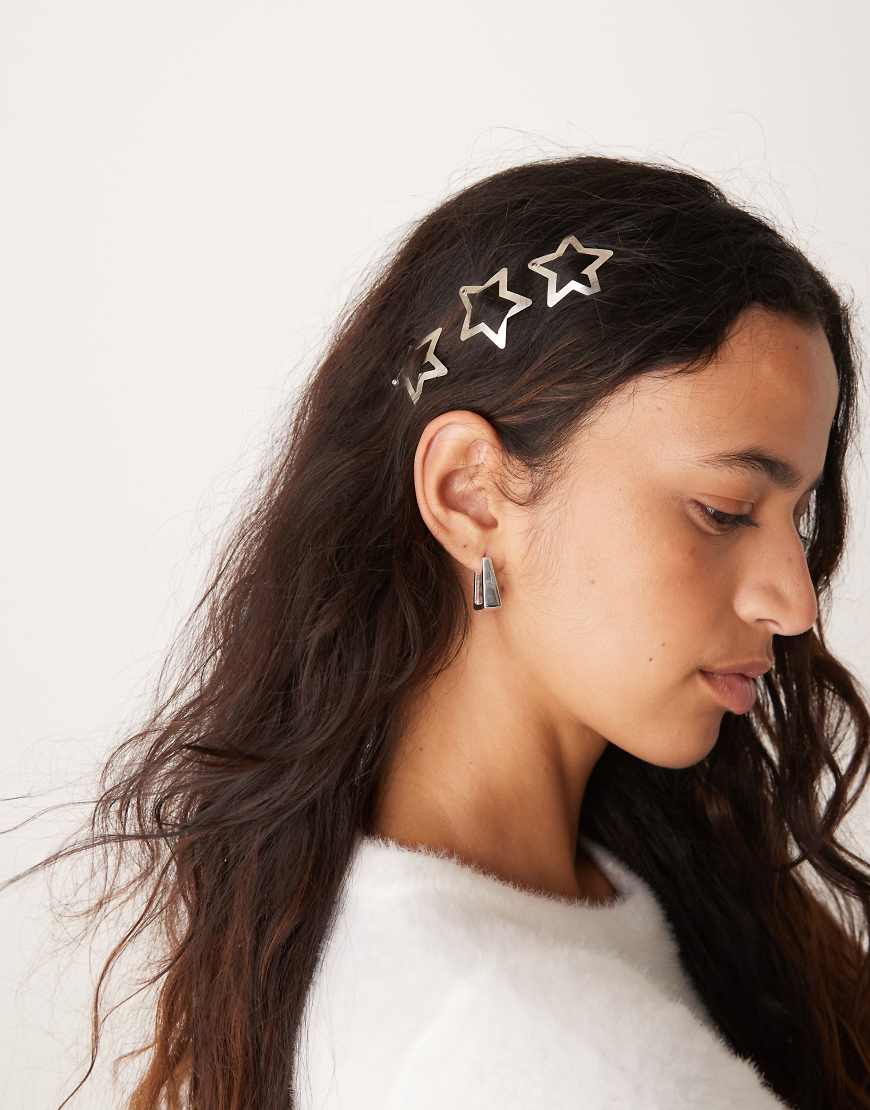 DesignB London - Set silberfarbene Haarspangen mit Sternmotiv von DesignB London