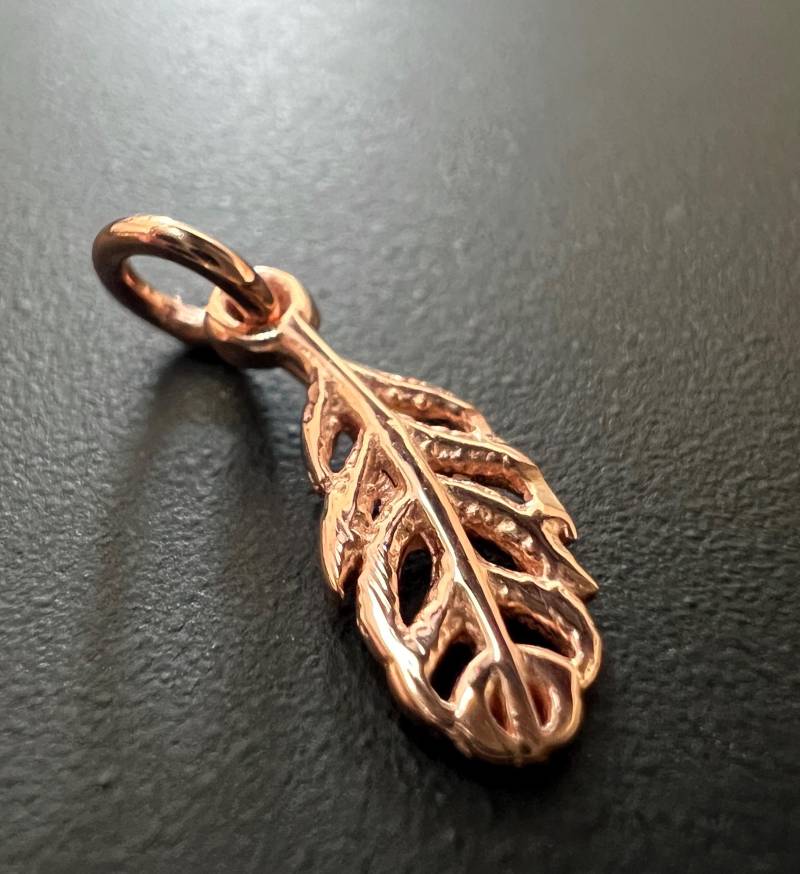 Anhänger Flügel, Rosévergoldetes 925-Silber | T51 von DesignByAnniUndRico