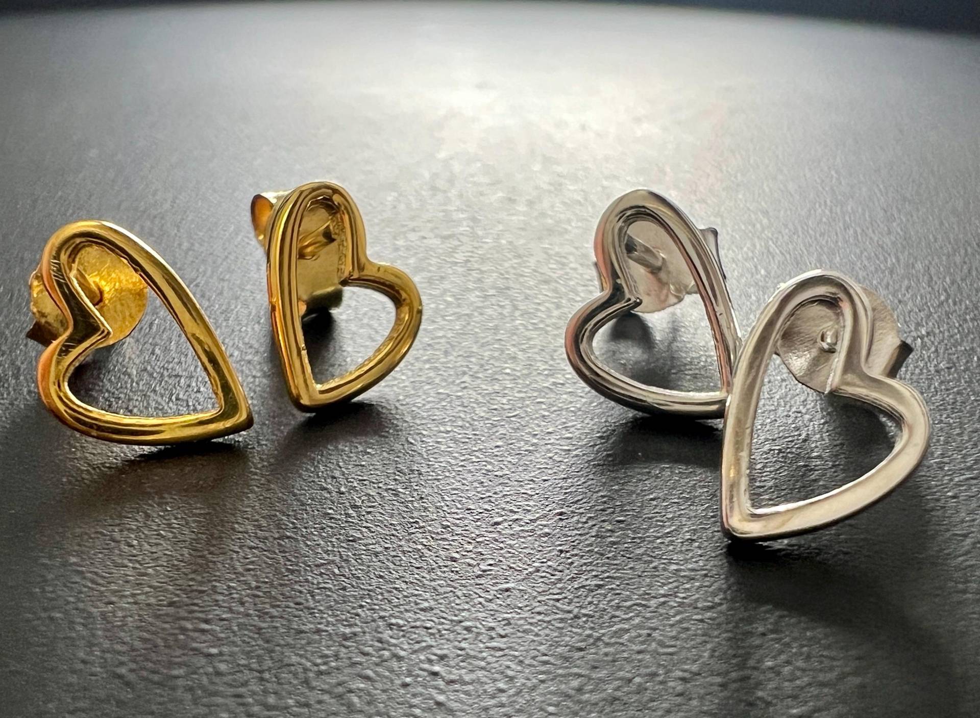 Herz Ohrstecker 925-Silber Oder Vergoldet | 7 X 10 Mm Herz Ohrstecker 925-Silber Oder Vergoldet | 7 X 10 Mm von DesignByAnniUndRico