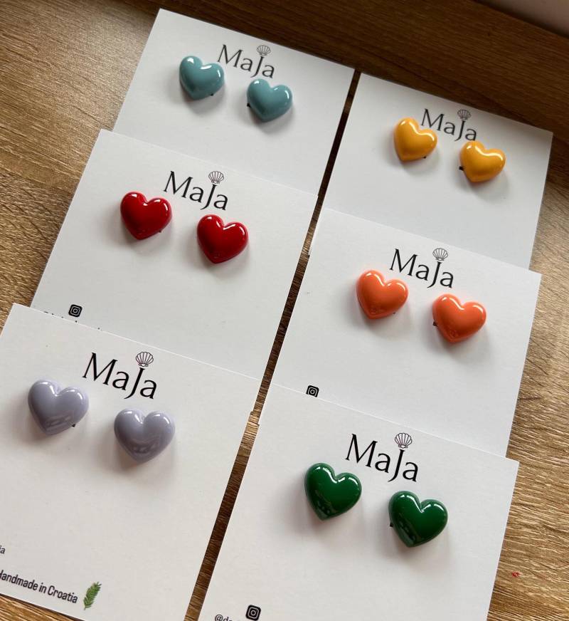 Valentines Day Earrings, Handmade Colorful Resin Heart Studs, Perfect Gift For Loved Ones On Special Occasions von DesignByMayaDE