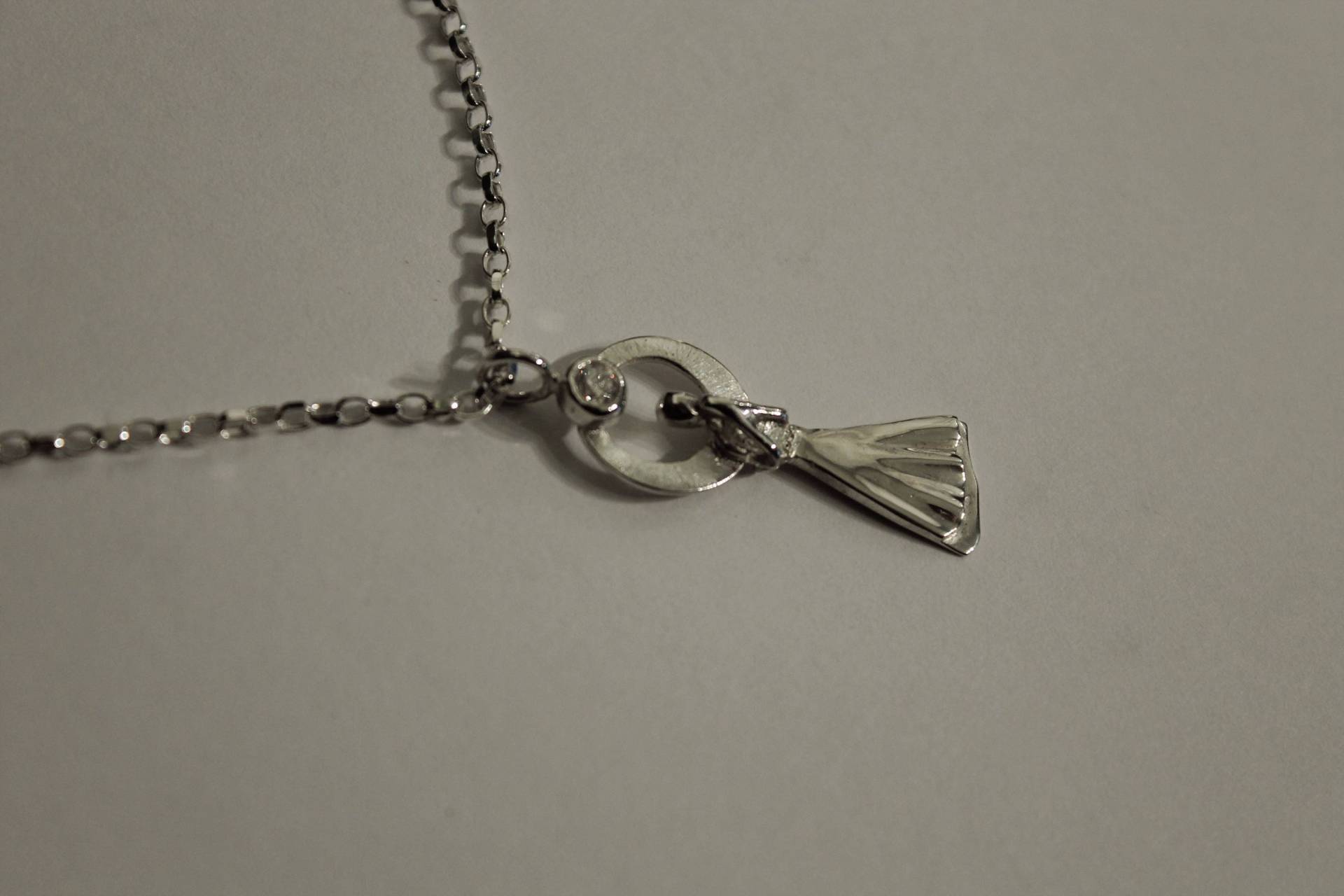 Guardian Angel Silver Chain & Pendant Guardian Angel Silver Chain & Pendant von DesignCraftJewellery