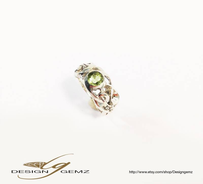 Peridot Ring Peridot Ring von DesignGemz