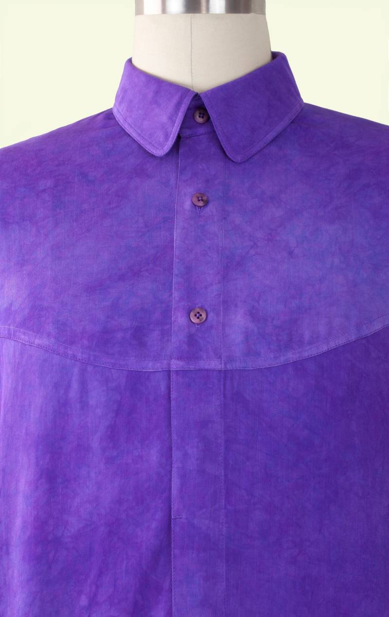 Das Mitch Shirt Ist Ein Show Stopper. Hand Gefärbt Rayon Twill in Einem Lush Purple, 50Er Jahre Havanna Stylings. Besonderes Geschenk Für Seinen Das Mitch Shirt Ist Ein Show Stopper. Hand Gefärbt Rayon Twill in Einem Lush Purple, 50Er Jahre Havanna Stylings. Besonderes Geschenk Für Seinen von DesignHouse784