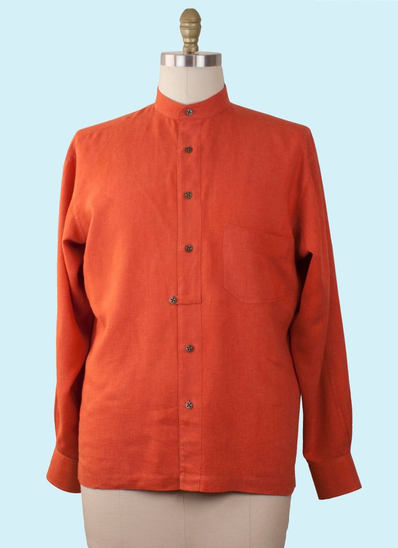 Schauen Sie Entspannt in The David Ein Handgemachtes Shirt. Hanf-Baumwolle Burnt Orange Verfügt Über Band Kragen. Großes Geschenk Für Den Mann Schauen Sie Entspannt in The David Ein Handgemachtes Shirt. Hanf-Baumwolle Burnt Orange Verfügt Über Band Kragen. Großes Geschenk Für Den Mann von DesignHouse784