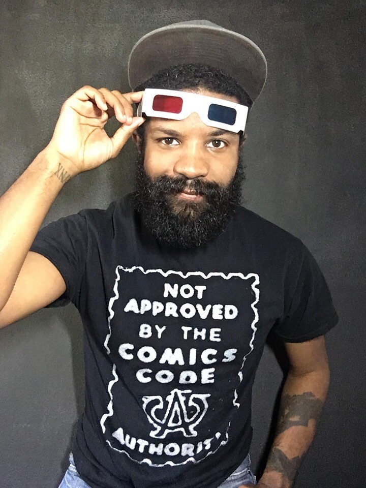 Nicht Von Der Comics Code Autorität Genehmigt T-Shirt, Comix, Comic, Graphic Novel, Tshirt, Kunst Kleidung, Baumwolle, Verführung Unschuldigen Nicht Von Der Comics Code Autorität Genehmigt T-Shirt, Comix, Comic, Graphic Novel, Tshirt, Kunst Kleidung, Baumwolle, Verführung Unschuldigen von DesignNurd