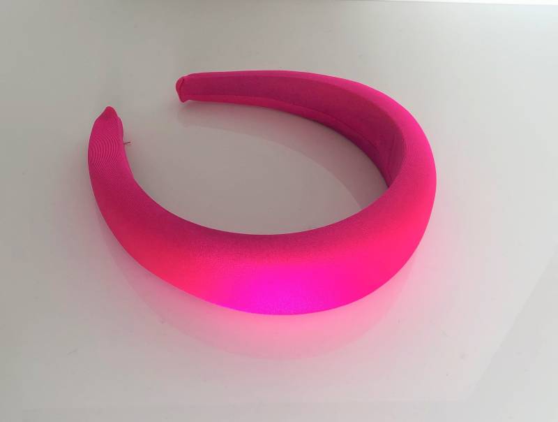 Hot Pink Satin Gepolstertes Stirnband, Weicher Glanz Haarreif | 4 cm von DesignbyHummingbird