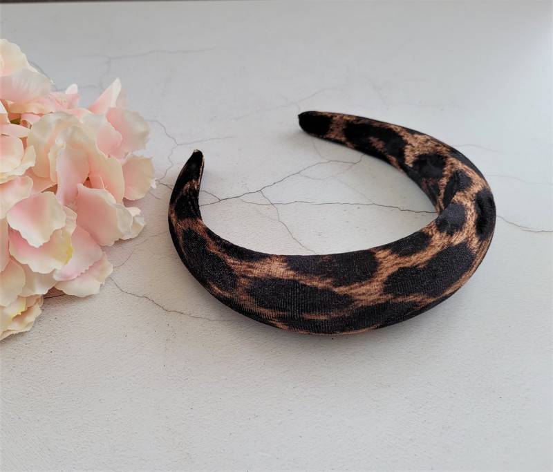 Leopard Print Flock Tief Gepolstertes Gewölbtes Stirnband Haarband 4 cm Breite Halo Abgerundete Polsterung Party Kopfschmuck von DesignbyHummingbird