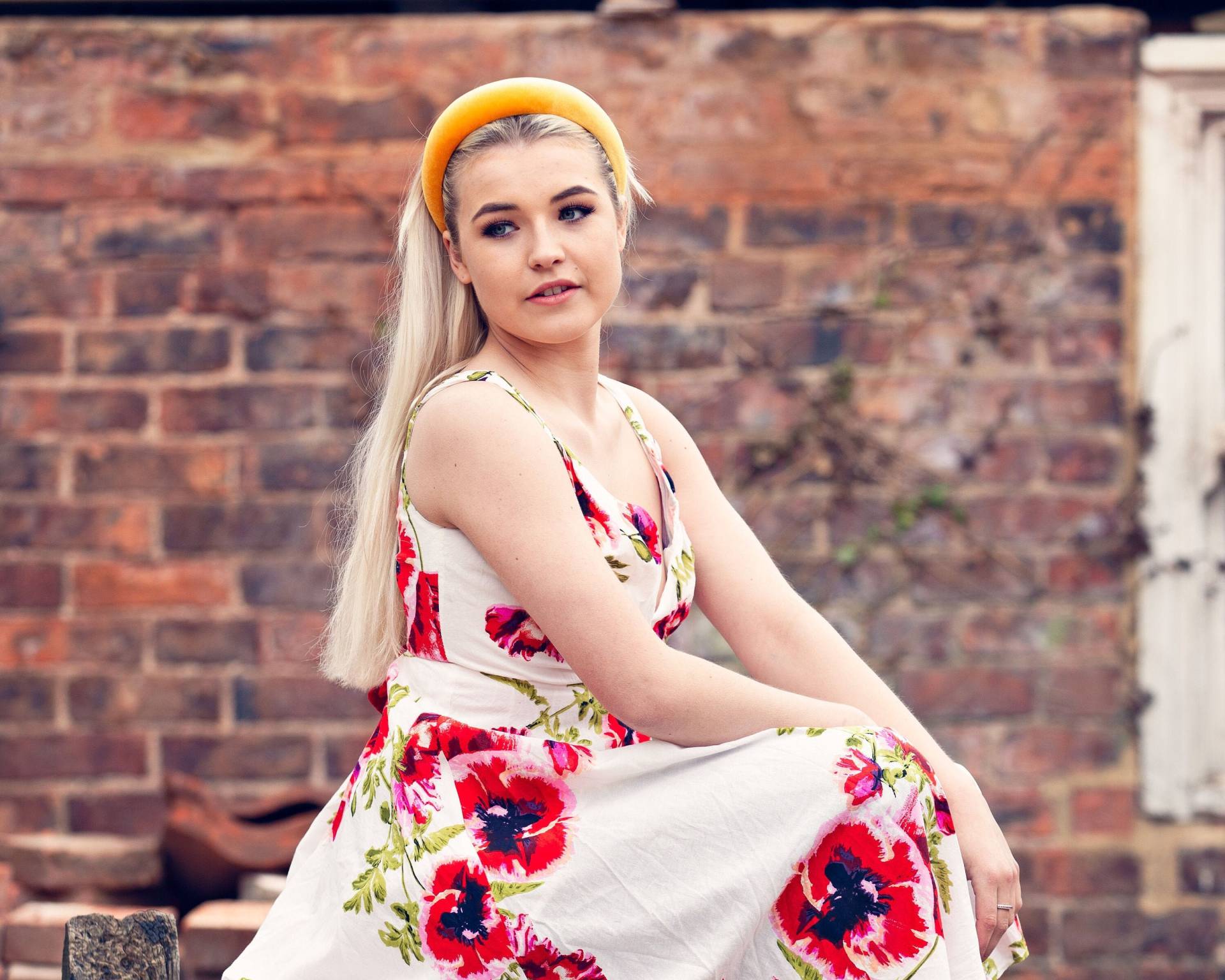 Ringelblumen Samt Gepolstertes Stirnband, 4 cm Breiter Haarreif von DesignbyHummingbird