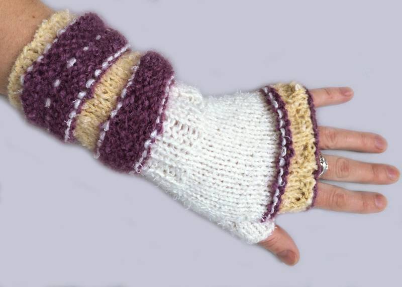 Handgestrickte Armstulpen/Fingerlose Handschuhe Handgestrickte Armstulpen/Fingerlose Handschuhe von DesignbyInga