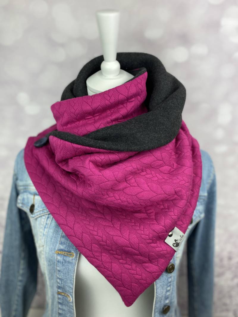 Wickelschal Damen Jacquard Zopfmuster Grau Und Fleece in Altrosa, Rost Oder Dreieckstuch Mit Knopf von DesignbyLaViola