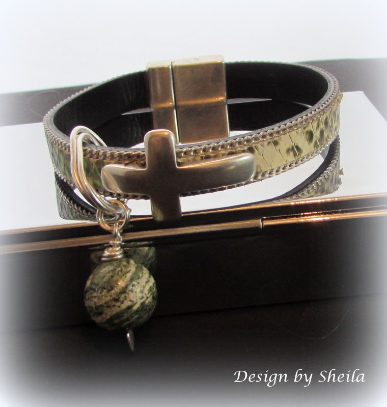Inneren Frieden Und Glauben - Charm Bracelet von DesignbySheila