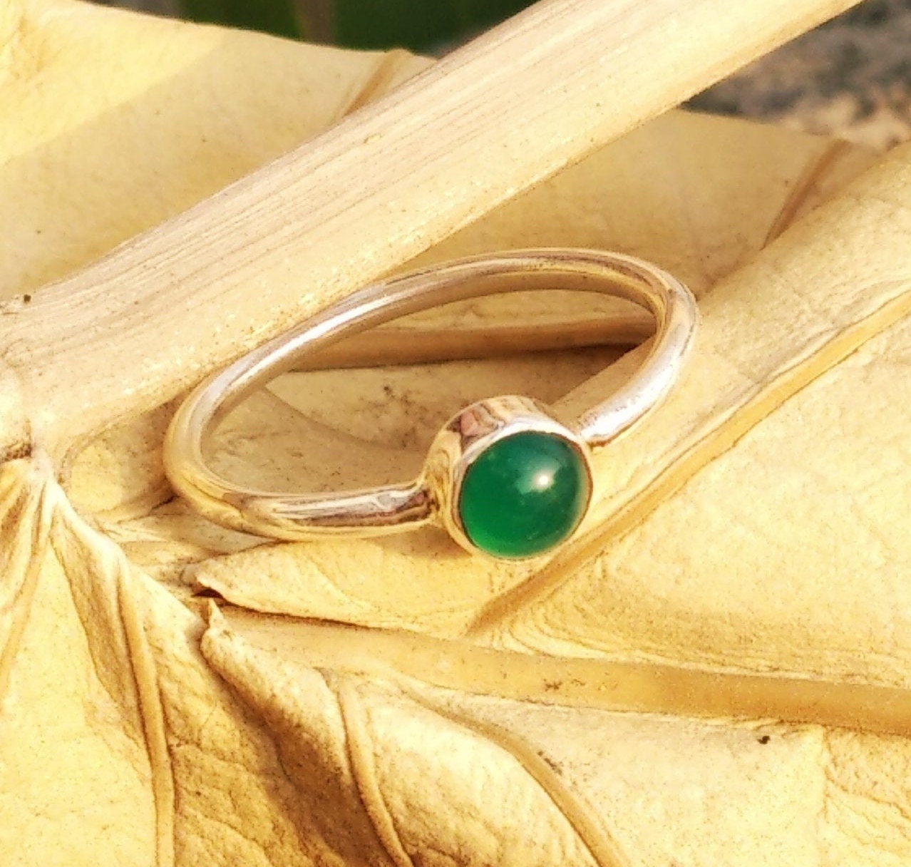 Grüner Chrysopras Ring, 925 Sterling Silber -Chrysopras Edelstein Schmuck - Handgemachter Ring Geschenk Für Sie von Designbyneeraj