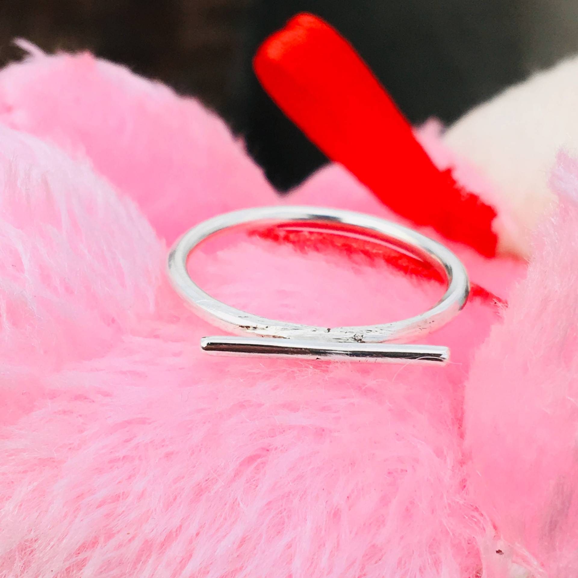 Handgemachte Sterling Silber Bar Ring, Minimal Minimalist Ring von Designbyneeraj