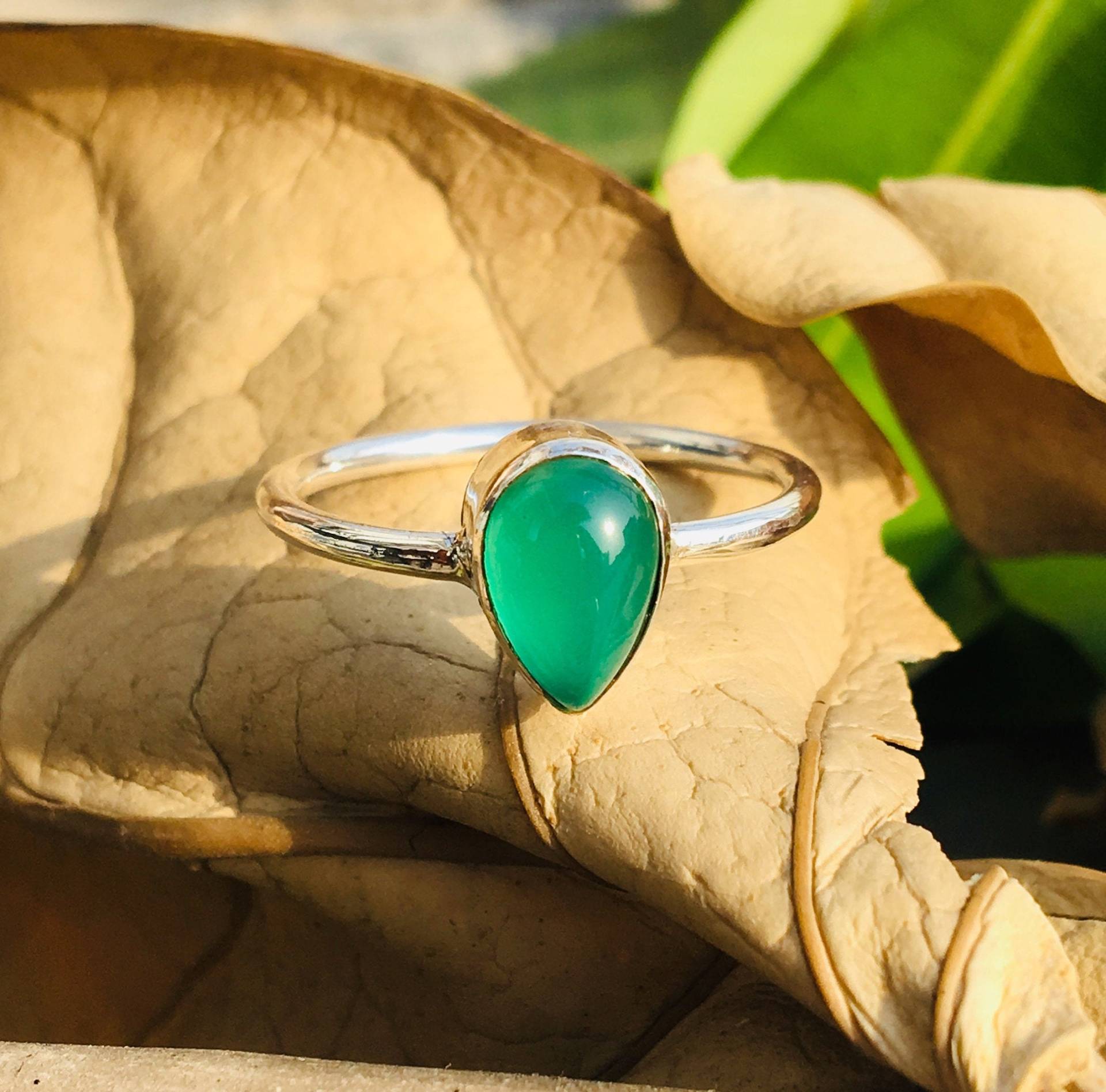 Natürlicher Grüner Chrysopras Ring, 925 Solid Silber, Edelstein Schmuck, Handgemachter Sterling Silber Edelstein, Geschenk Für Sie von Designbyneeraj