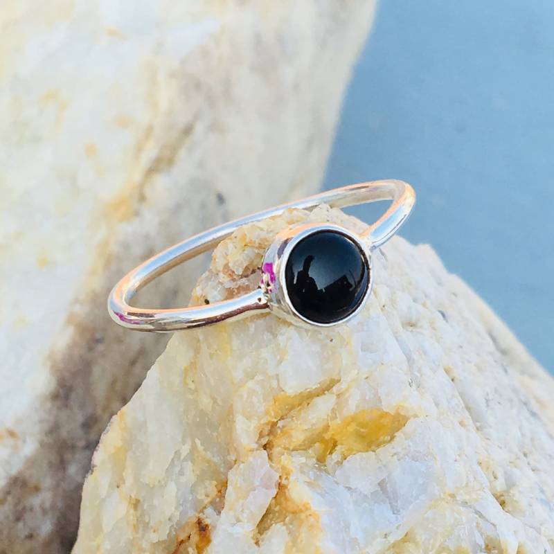 Natürlicher Schwarzer Onyx Ring, Spinell Einfacher Ring - Sterling Silber Handgemachter Schmuck Ehering Geschenk Für Sie von Designbyneeraj