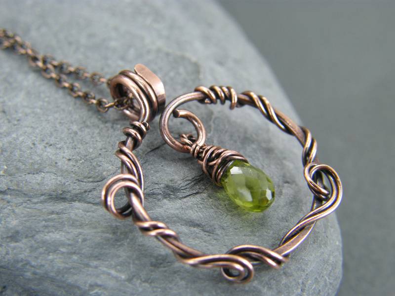 Draht Gewickelt Peridot Halskette August Birthstone Kupfer Schmuck Draht Gewickelt Peridot Halskette August Birthstone Kupfer Schmuck von DesignedByAnnemarie