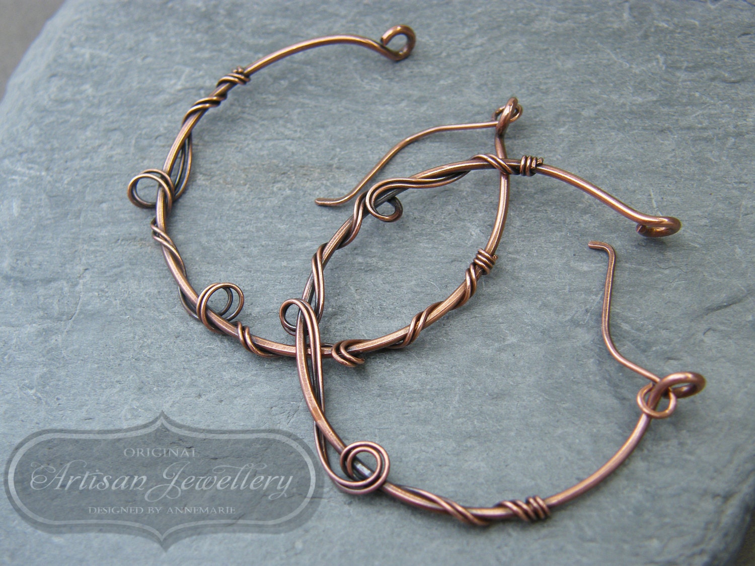 Handgemachte Kupferohrringe Gedrehte Kupferdraht-Ohrringe, Märchen-stil Handgemachte Kupferohrringe Gedrehte Kupferdraht-Ohrringe, Märchen-stil von DesignedByAnnemarie
