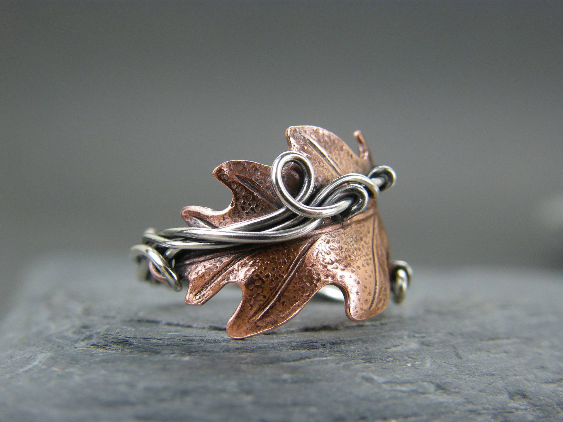 Kupfer Eichenblatt Ring Sterling Silber Band, Verstellbare Daumen Ring Kupfer Eichenblatt Ring Sterling Silber Band, Verstellbare Daumen Ring von DesignedByAnnemarie