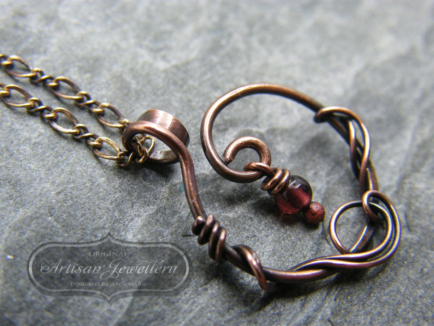 Kupfer Granat Halskette Januar Geburtsstein Anhänger Kupfer Granat Halskette Januar Geburtsstein Anhänger von DesignedByAnnemarie