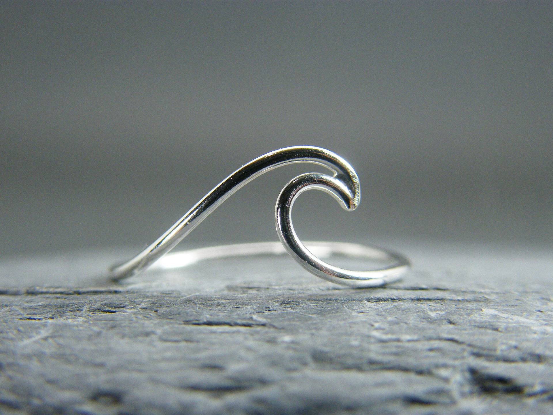 sterling Silber Wellenring Handgemachter Surfer Schmuck sterling Silber Wellenring Handgemachter Surfer Schmuck von DesignedByAnnemarie