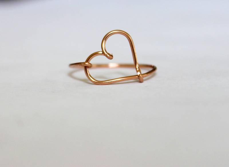 14K Rose Gold Herz Ring von DesignedByLei