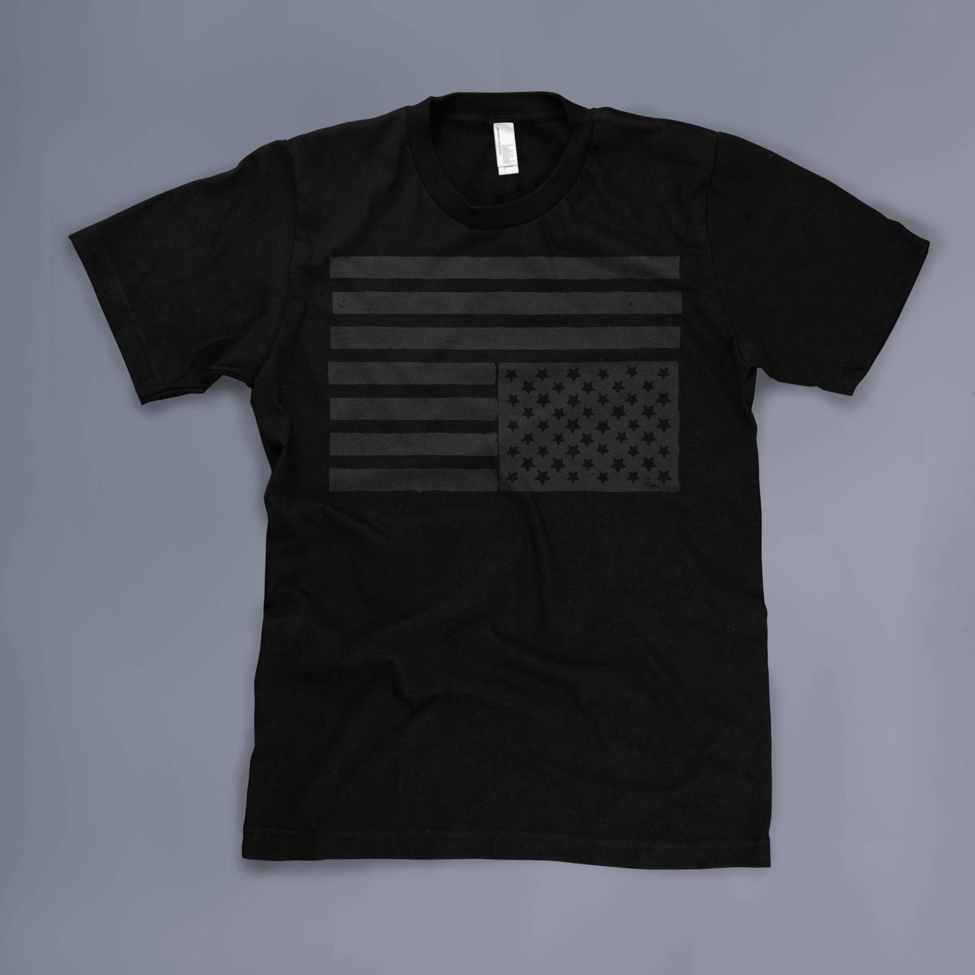 Schiff in Seenot S.o.s. Flagge T-Shirt Unisex Größen Klein - 4xl von DesignedByMonkeys