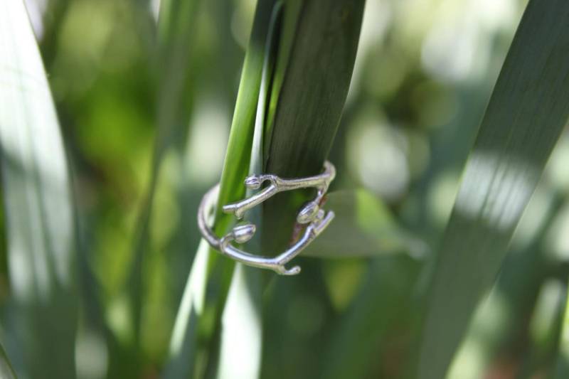 Handgemachte Silber Orchidee Knospen Ring Handgemachte Silber Orchidee Knospen Ring von DesignedByNatureCo
