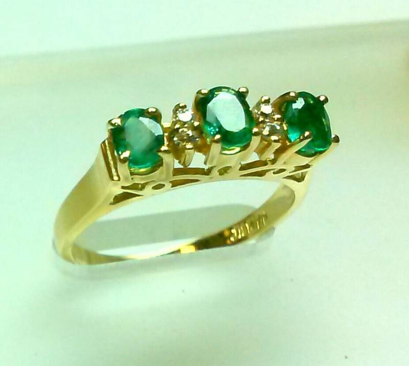 Smaragd Diamant Ring in 585Er Gelbgold Smaragd Diamant Ring in 585Er Gelbgold von DesignedbyEllens