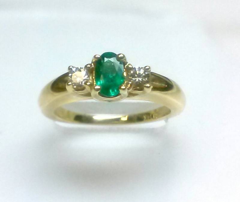 Smaragd Diamant Ring in 585Er Gelbgold Smaragd Diamant Ring in 585Er Gelbgold von DesignedbyEllens